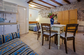 Residence Marco Polo Rovigno Esterno foto